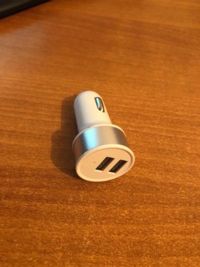 Лот: 21001388. Фото: 1. USB-зарядник в прикуриватель авто. Другое (оснащение, оборудование, аксессуары)