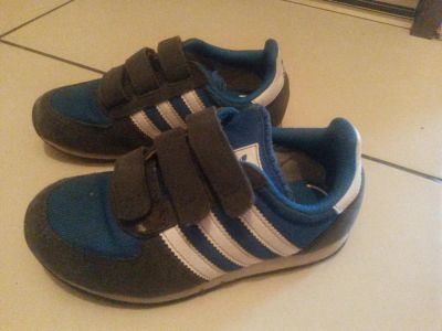 Лот: 6102230. Фото: 1. Кроссовки adidas. Кеды, кроссовки