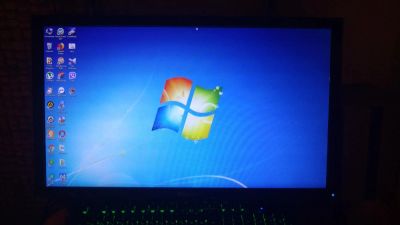 Лот: 10835142. Фото: 1. Монитор 24" Dell. ЖК-мониторы