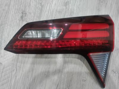 Лот: 23245736. Фото: 1. Фонарь задний Honda Vezel Hybrid. Другое (автозапчасти)