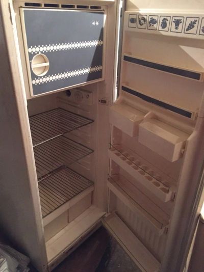 Лот: 8840940. Фото: 1. Холодильник Памир-типа бирюса... Холодильники, морозильные камеры