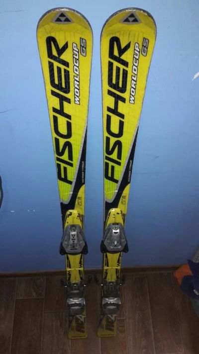 Лот: 6939000. Фото: 1. лыжи Fischer RC4 Worldcup GS Jr. Лыжи