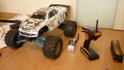 Лот: 6331794. Фото: 1. Traxxas Revo 3.3. E-Revo электро-конверсия... Автомоделизм