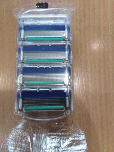 Лот: 16306821. Фото: 1. Gillette Fusion.кассеты для бритья. Укладка и стрижка волос, бритьё, эпиляция