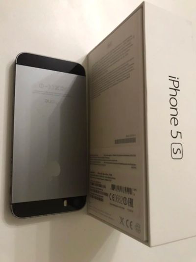 Лот: 12955316. Фото: 1. iPhone 5s. Смартфоны