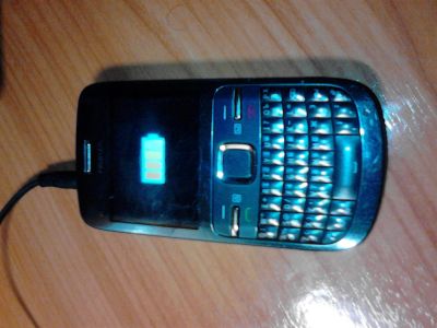 Лот: 3443396. Фото: 1. nokia c3. Кнопочные мобильные телефоны