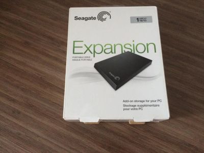 Лот: 6723048. Фото: 1. Seagate Expansion 1TB STBX1000201... Внешние жесткие диски