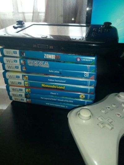Лот: 12681865. Фото: 1. Wii U Premium. Игровые приставки, консоли