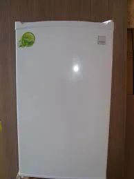 Лот: 6230511. Фото: 1. Холодильник маленький 85 см Daewoo... Холодильники, морозильные камеры