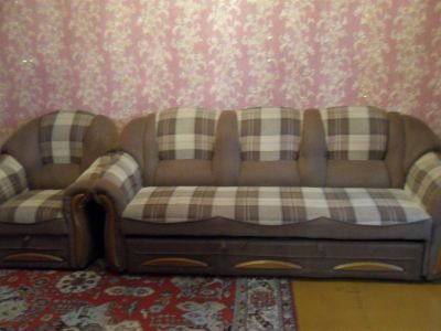 Лот: 3288586. Фото: 1. диван и два кресла. Кресла, пуфы