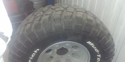 Лот: 15295549. Фото: 1. BFGoodrich 33-12.5-15. Шины