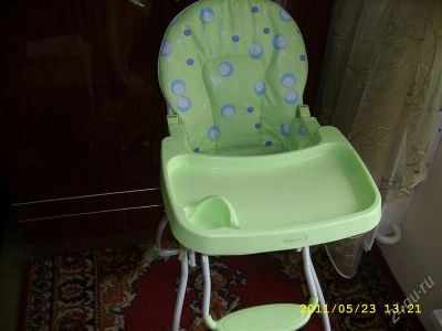 Лот: 979108. Фото: 1. стульчик для кормления Geoby y354. Всё для кормления