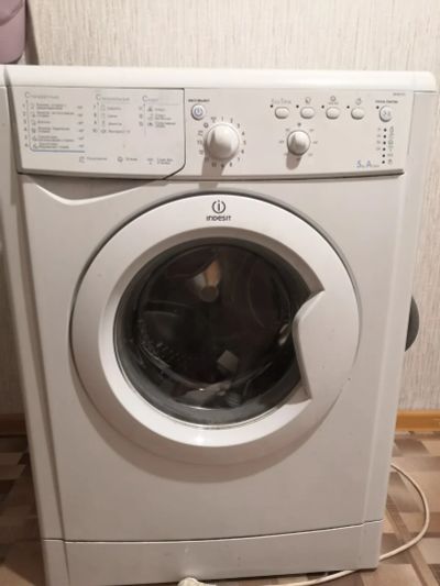 Лот: 19629729. Фото: 1. Indesit iwsb5105. Стиральные машины