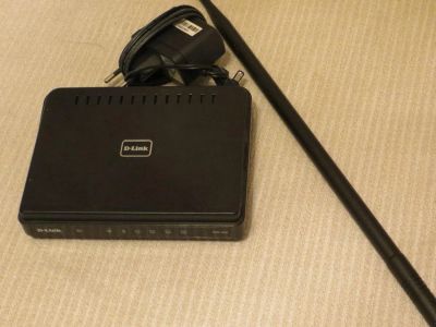 Лот: 8321658. Фото: 1. dir 300 d-link wi fi роутер. Маршрутизаторы (роутеры)