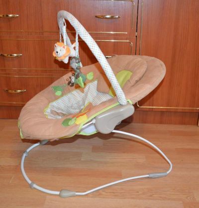 Лот: 4096733. Фото: 1. Продам шезлонг! от 0 до 11 кг. Ходунки, прыгунки, качели