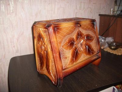 Лот: 4587631. Фото: 1. Резная деревянная хлебница. Другое (посуда, кухонная утварь)