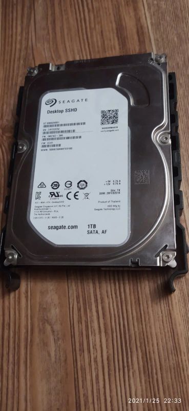Лот: 17133607. Фото: 1. гибридный жесткий диск Seagate... Жёсткие диски (HDD)