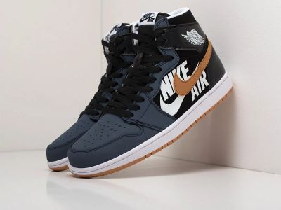 Лот: 18743556. Фото: 1. Кроссовки Nike Air Jordan 1 High... Кеды, кроссовки, слипоны