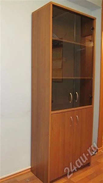 Лот: 625974. Фото: 1. Шкаф со стеклянными дверцами. Красноярск