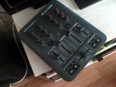 Лот: 4170339. Фото: 1. Контроллер M-Audio xsession pro. DJ-оборудование