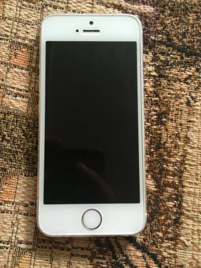 Лот: 6030340. Фото: 1. iPhone 5 32GB. Смартфоны