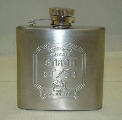 Лот: 13200218. Фото: 1. Фляжка для алкоголя STROH 100... Другое (антиквариат)