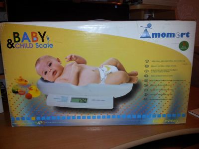 Лот: 4298447. Фото: 1. Детские электронные весы Momert... Другое (дети растут)