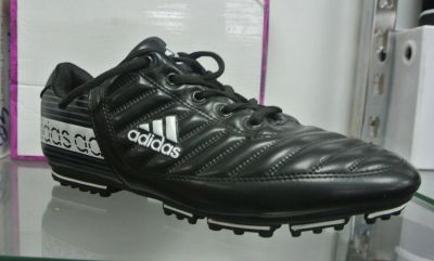 Лот: 9103547. Фото: 1. Бутсы Adidas черные лот № 71 размер... Другое (обмундирование и экипировка)