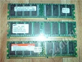 Лот: 160779. Фото: 1. 3 планки памяти по DDR 256Мб PC3200. Оперативная память