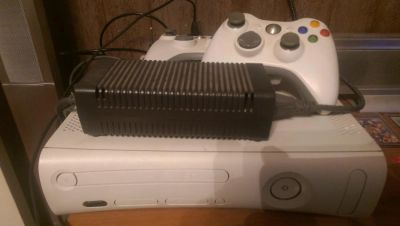 Лот: 6104715. Фото: 1. xbox 360 freeboot jasper (никогда... Игровые приставки, консоли