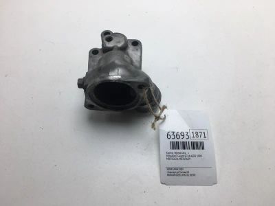Лот: 20402660. Фото: 1. Корпус термостата Mitsubishi Galant... Двигатель и элементы двигателя