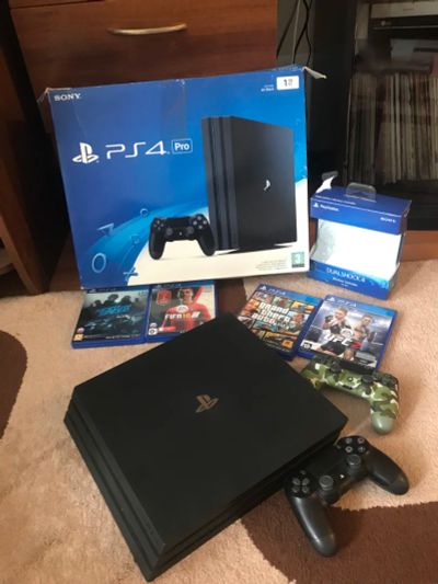 Лот: 12149692. Фото: 1. Sony ps4pro 1tb. Игры для консолей