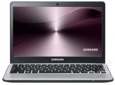 Лот: 1218923. Фото: 1. Новый нетбук Samsung NP305U1A-A04RU... Ноутбуки