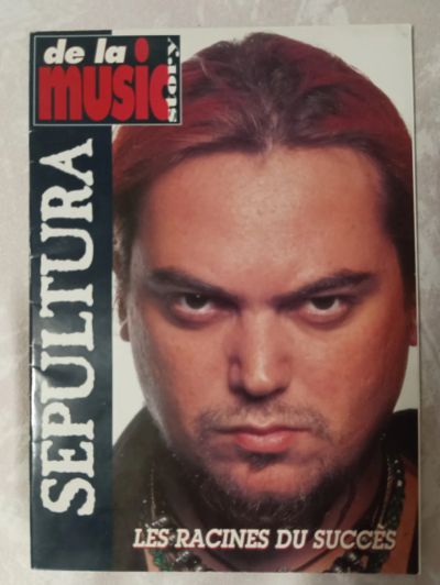 Лот: 19844886. Фото: 1. Sepultura story журнал о группе. Другое (журналы, газеты, каталоги)