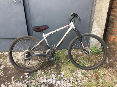 Лот: 9999212. Фото: 1. GT aggressor 1.0 в отличном состоянии. Велосипеды