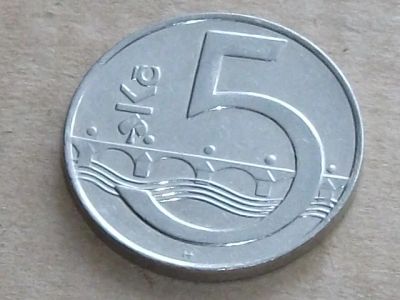 Лот: 8787921. Фото: 1. Монета 5 крон пять Чехия 1994... Европа