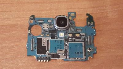 Лот: 10511483. Фото: 1. Плата Samsung S4 (i9500). Микросхемы и платы
