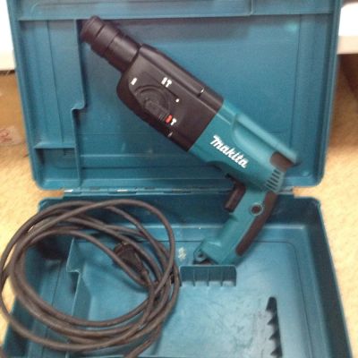 Лот: 5289285. Фото: 1. Перфоратор Makita HR2450. Электроинструмент