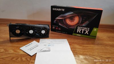 Лот: 17761650. Фото: 1. Продам видеокарту Gigabyte RTX... Видеокарты