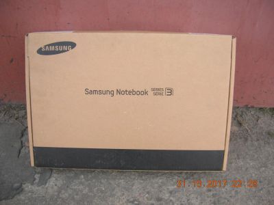 Лот: 10585576. Фото: 1. Коробка от ноутбука Samsung NP... Другое (аксессуары)