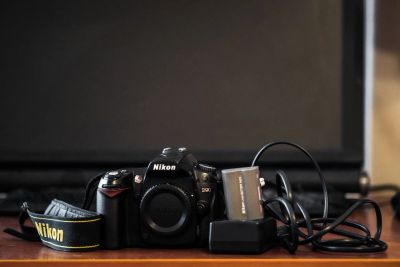 Лот: 11194799. Фото: 1. Продам Nikon D90 body,обмен на... Цифровые зеркальные