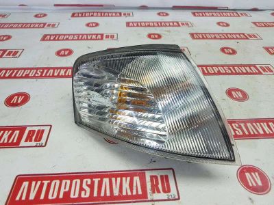 Лот: 20895652. Фото: 1. Поворотник Nissan Wingroad QG15DE... Двигатель и элементы двигателя