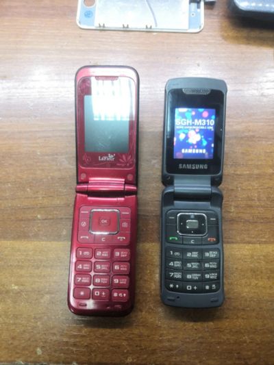 Лот: 17146363. Фото: 1. Samsung E2530 и Samsung M310 на... Другое (запчасти, оборудование)