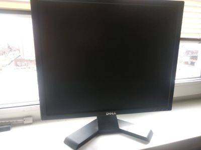 Лот: 15663169. Фото: 1. Монитор DELL 17" рабочий. ЖК-мониторы