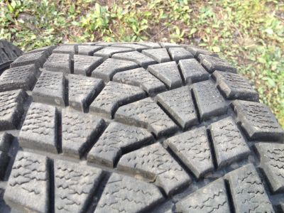 Лот: 12365320. Фото: 1. Зимние шины 265/65 R17 Bridgestone... Шины