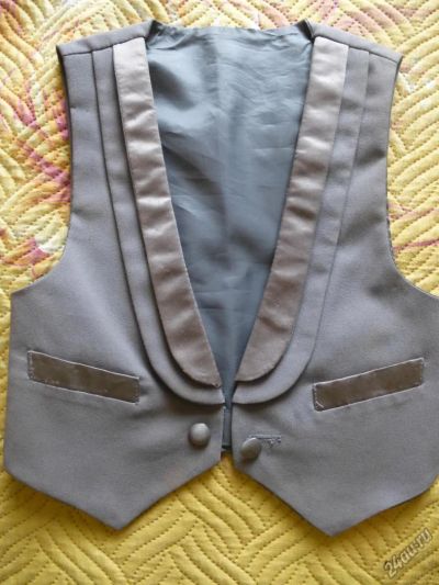 Лот: 7739112. Фото: 1. жилет 3. Костюмы, пиджаки, комбинезоны