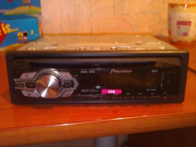 Лот: 8318528. Фото: 1. Автомагнитола Pioneer DEH-1400UB... Автомагнитолы