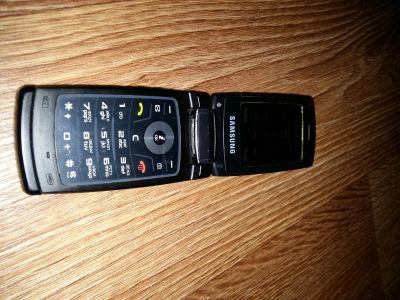 Лот: 17105117. Фото: 1. Телефон Samsung SGH-U300. Кнопочные мобильные телефоны