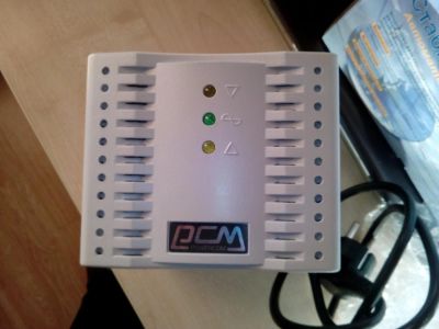 Лот: 8141194. Фото: 1. Стабилизатор напряжения Powercom... ИБП, аккумуляторы для ИБП