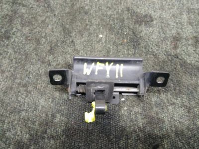Лот: 21410233. Фото: 1. ручка задней двери Nissan Wingroad... Двигатель и элементы двигателя
